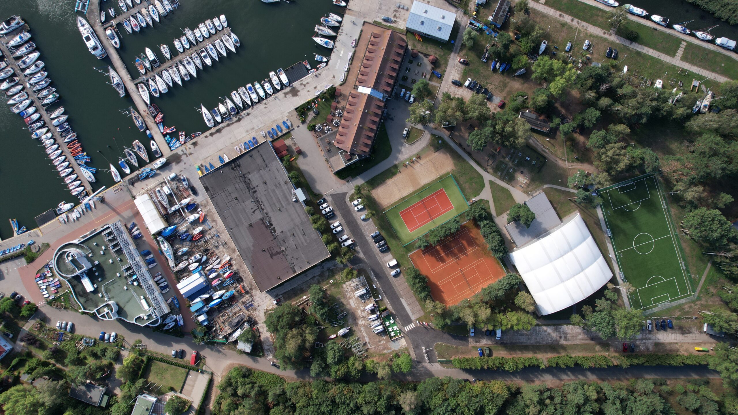 INFRASTRUKTURA SPORTOWA